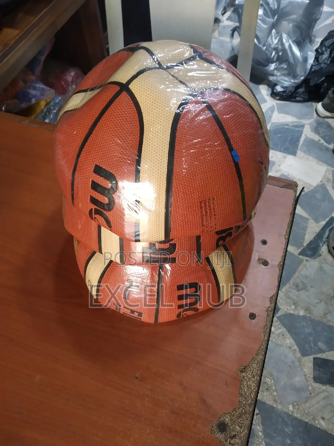 Molten Basketball With Yellow Stripe