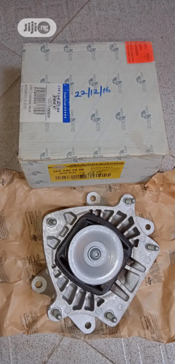 MERCEDES BENZ Gear Box Mount/Seat