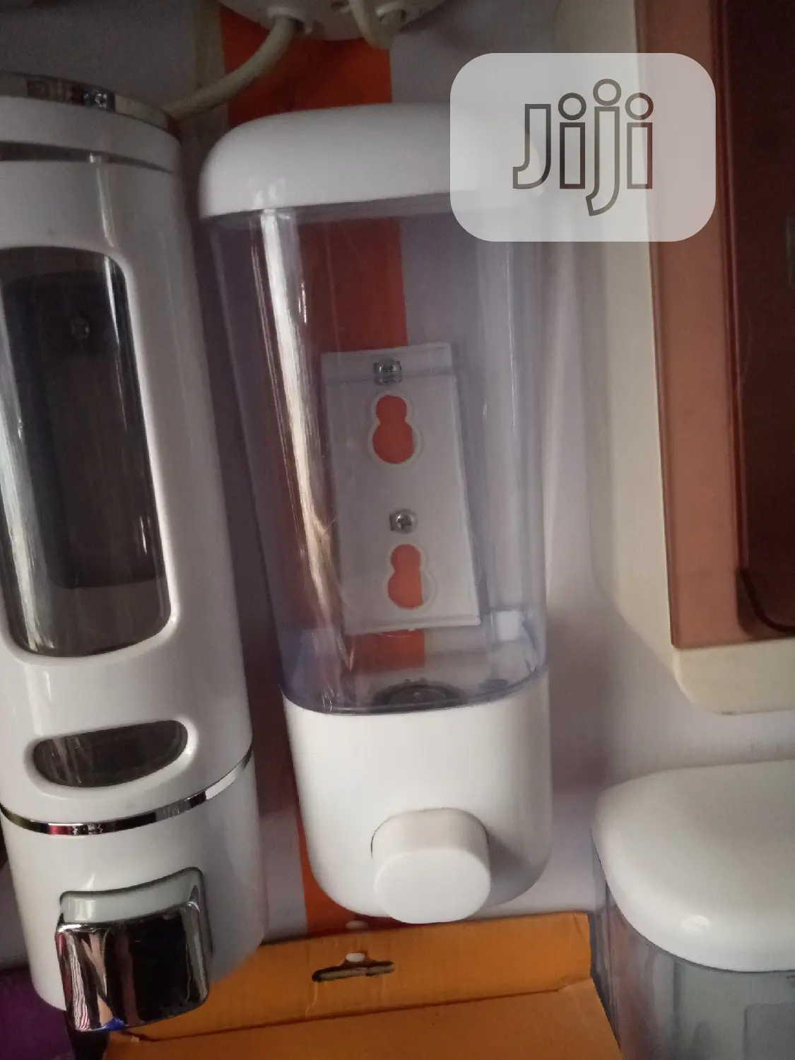 Pressing Sanitizer Dispenser (Turkey)