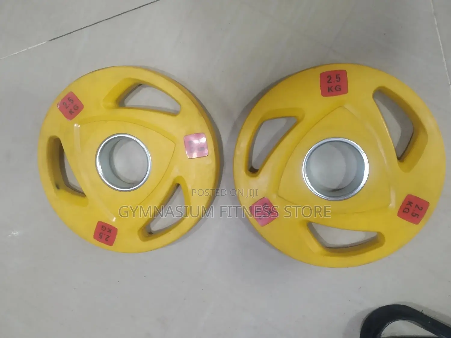 Pair Of 2.5kg Olympic Plate Yellow