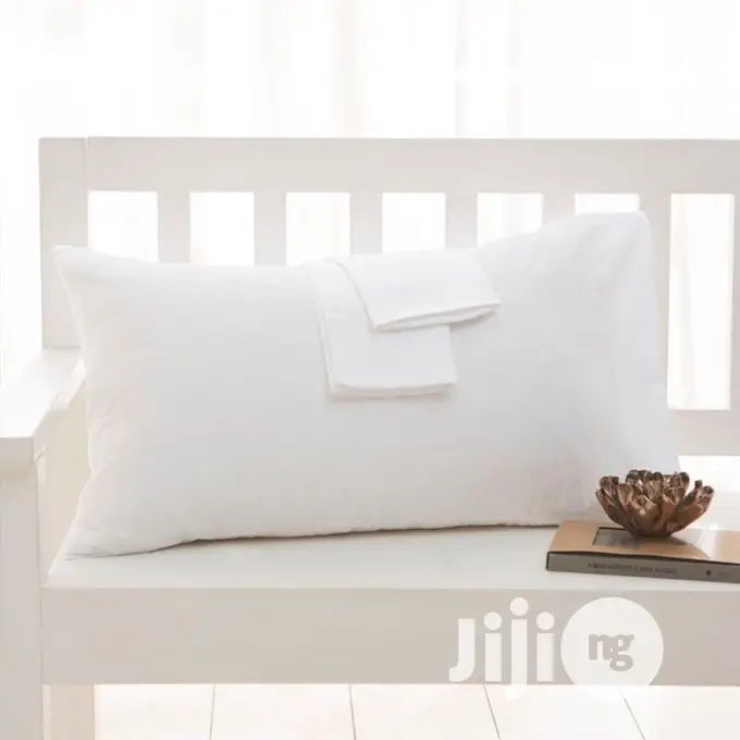 Matured White Fibre Filled Sleeping Pillows