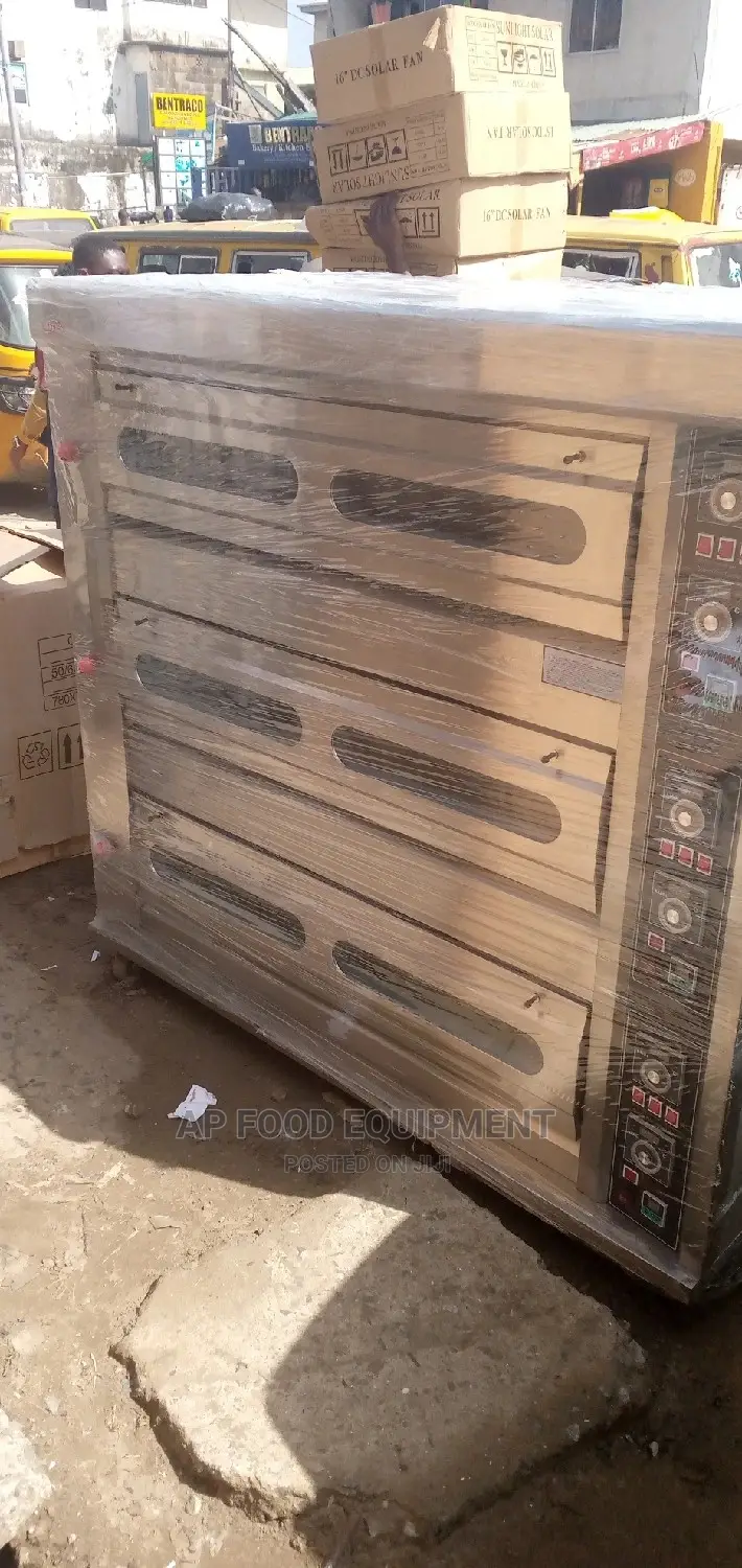 9 Trays Gas Oven