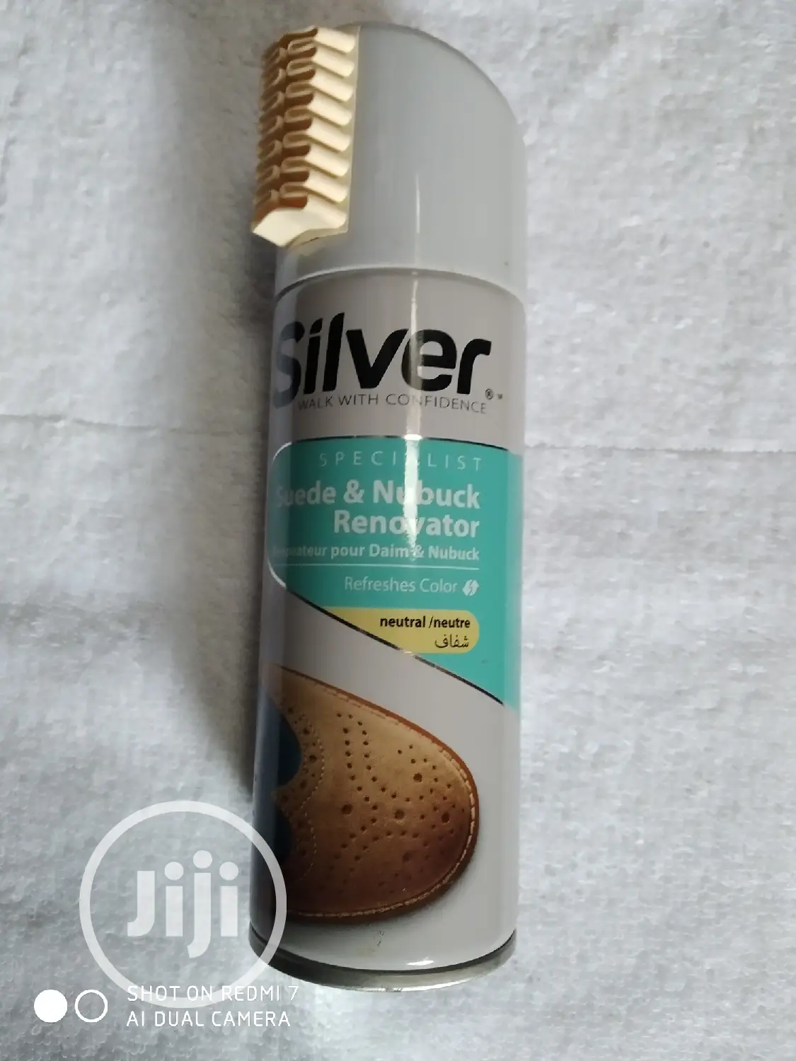 Silver Suede Spray Polish Neutral