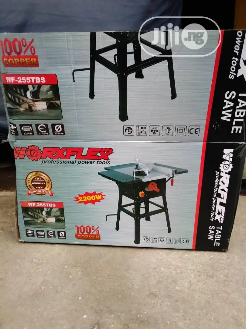 Table Saw Machine