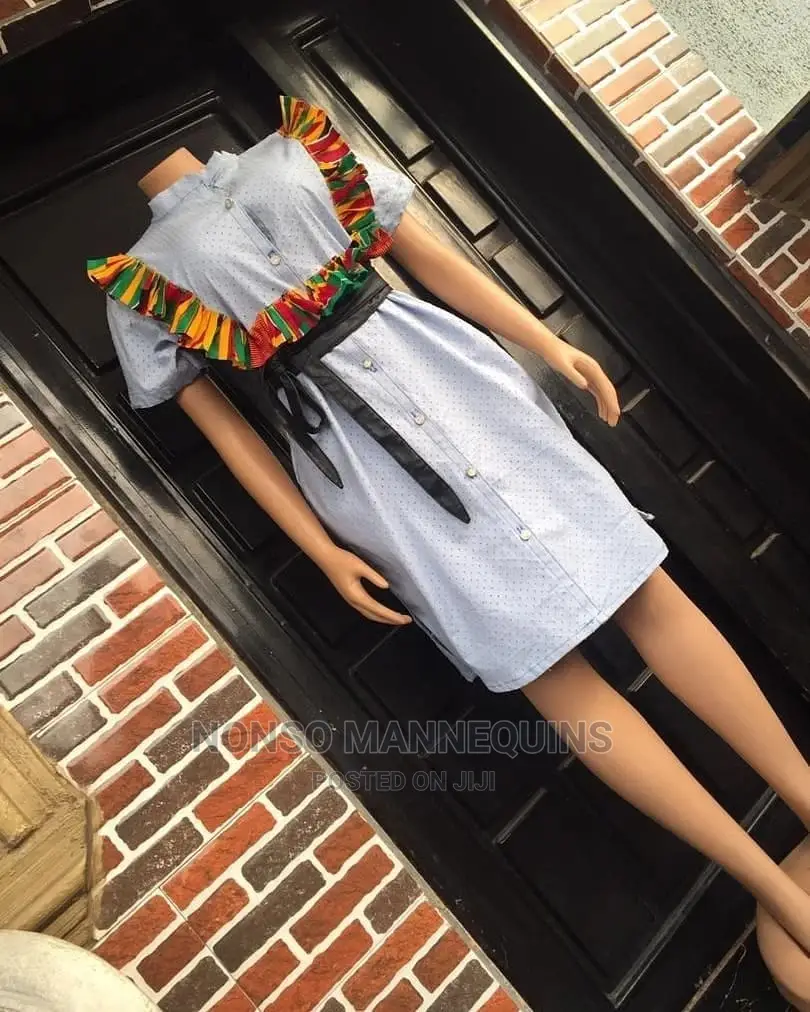 Plastic Busty Headless Female Mannequin