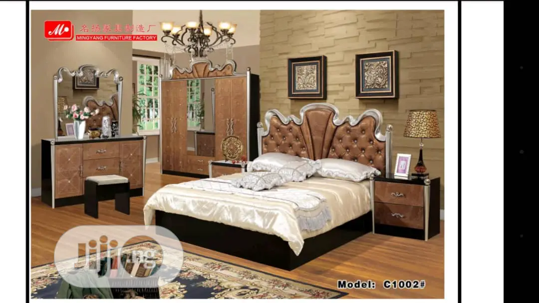 Royal Italian Bedroom Set