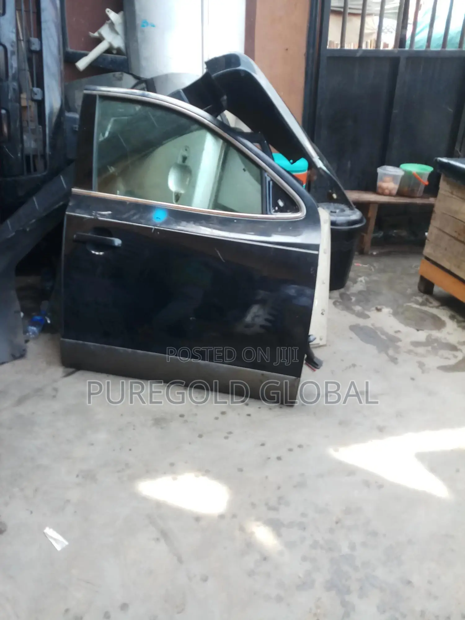 Hyundai Vera Cruz Complete Door With Accessories