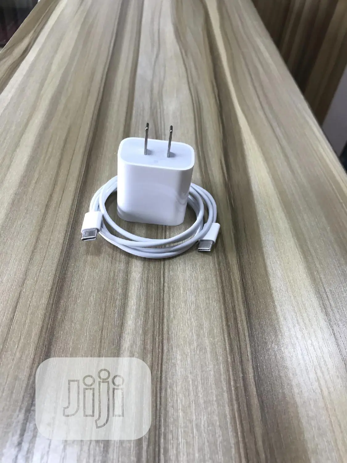 Apple iPad Pro 3rd Generation Charger