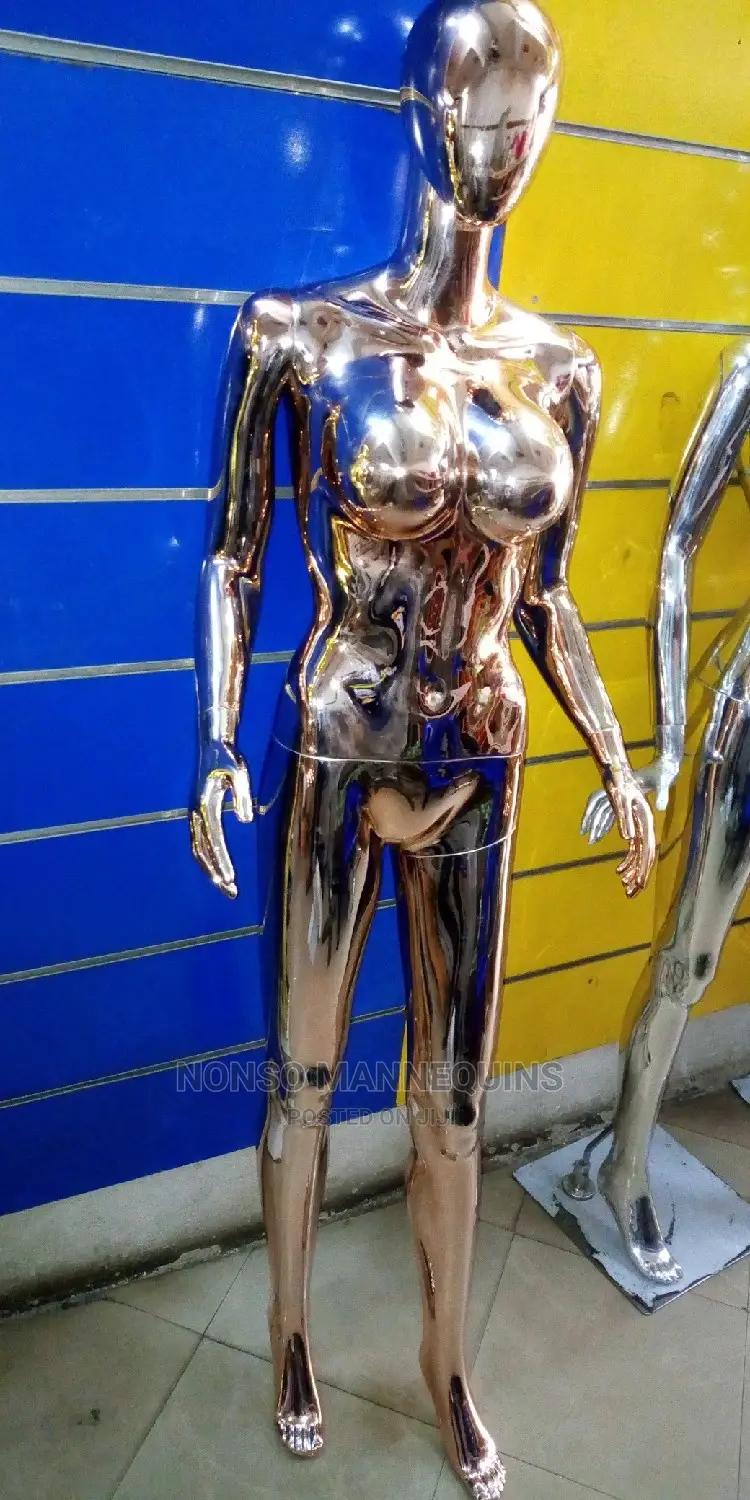 Rose Gold Faceless Busty Woman Mannequins