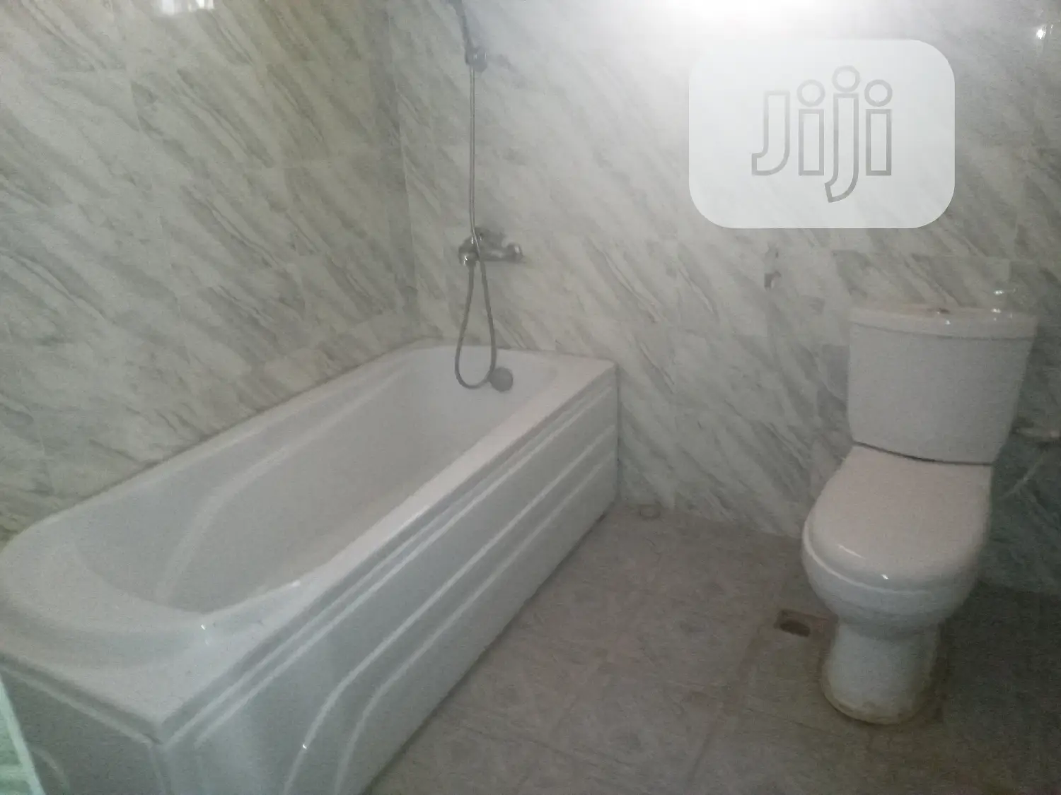 4bdrm Duplex in Asokoro for sale