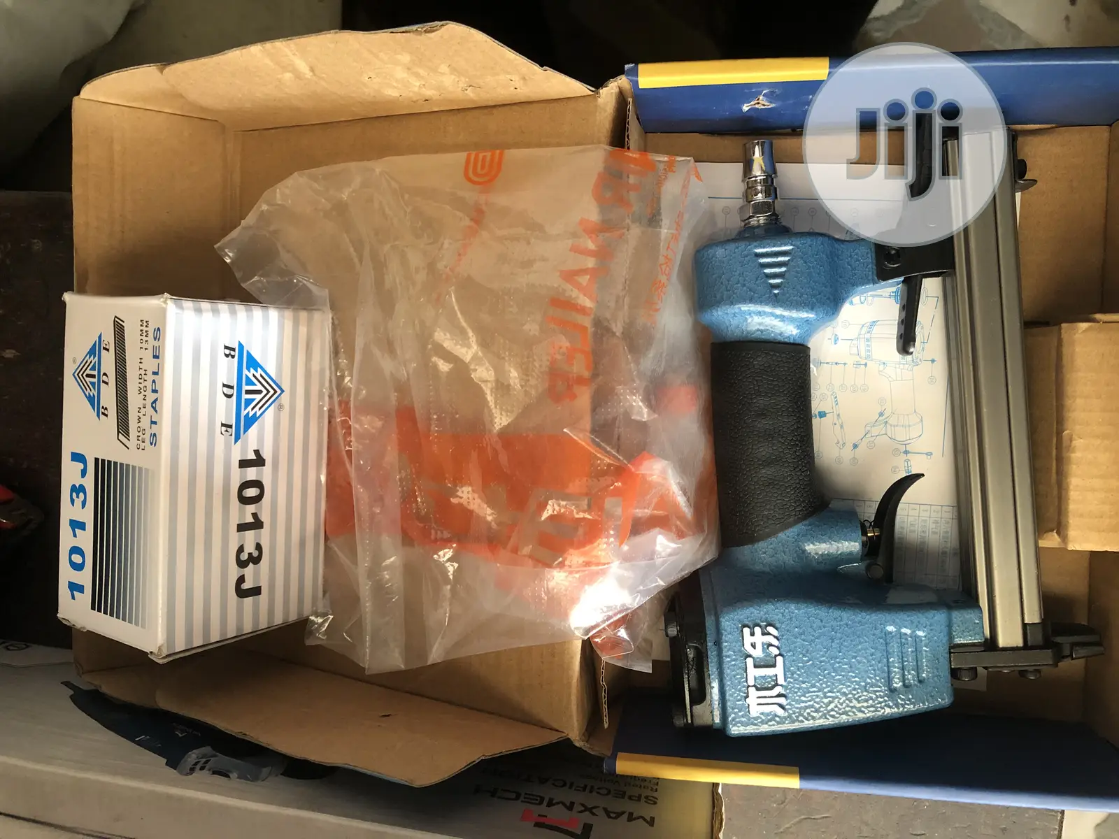 Air Stapler and Nail Shooter Professional