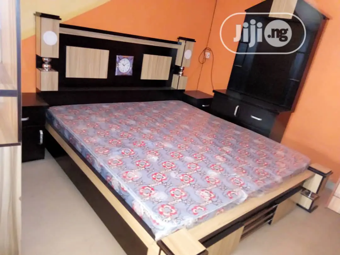 Executive 6 by 6 Bed,Bed Frame and 2 Side Stool and Mirror