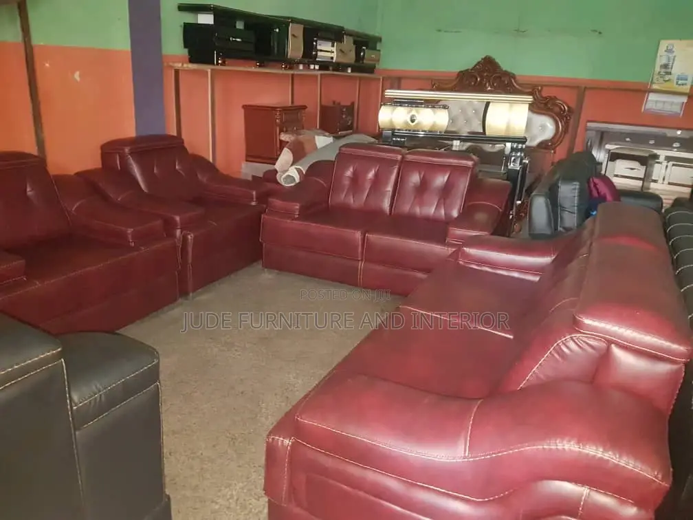 Giant Executive Parlor Chair