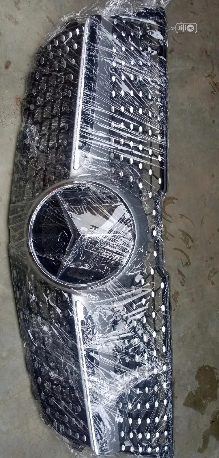 Mercedes Benz Front Grill