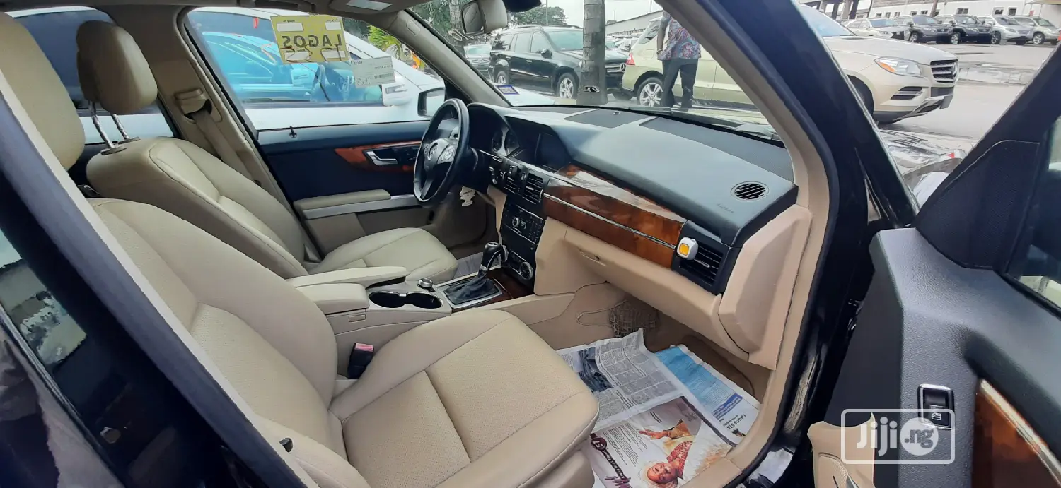 Mercedes-Benz GLK-Class 2012 Black