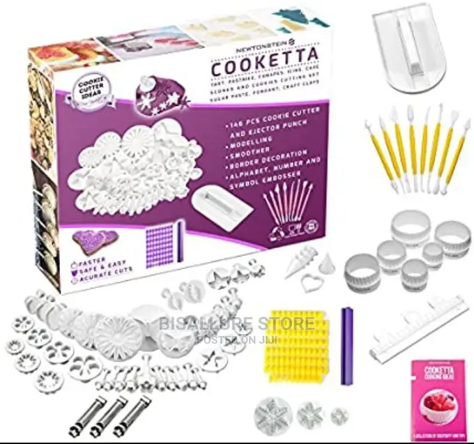 146 Cutters and Moulds for Pies Cakes Icing