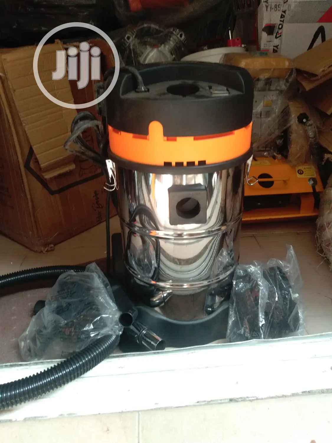 Vacuum Cleaner