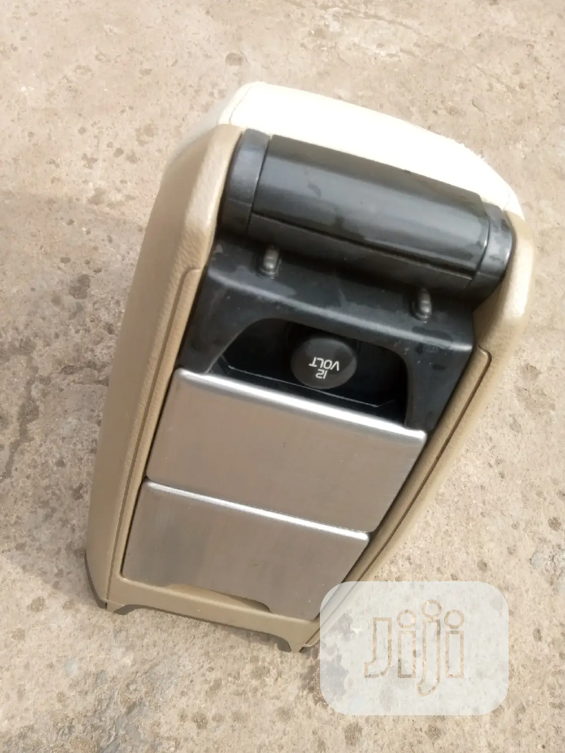 All Volvo Xc90 Arm Rest