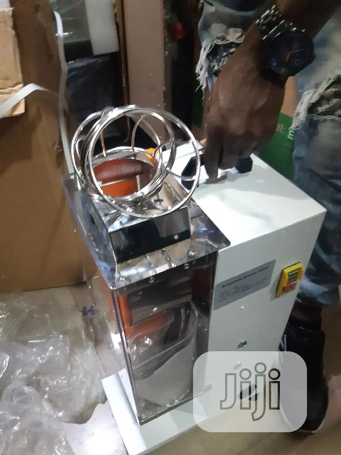 Automatic Orange Extractor