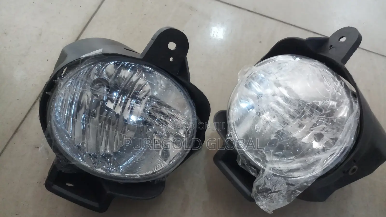 Fog Lamp For Toyota Hilux 2013 Model