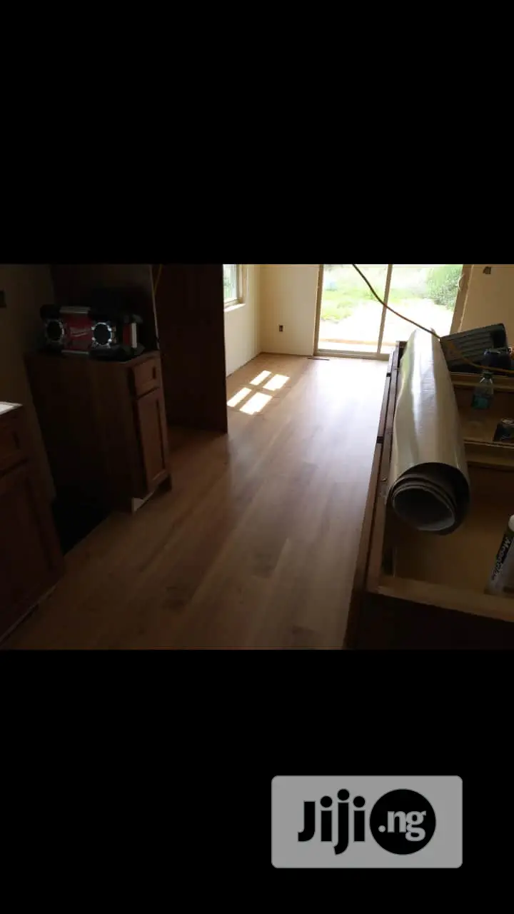 Laminated Woodenfloor