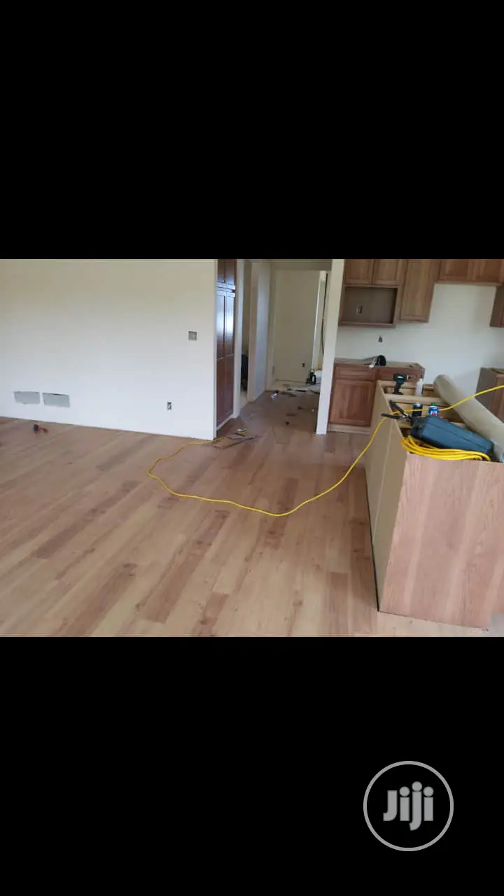 Laminated Woodenfloor