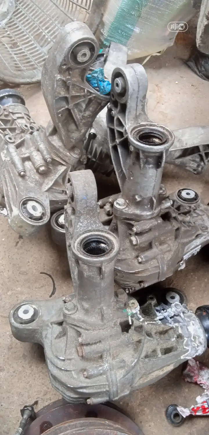 MERCEDES BENZ Front Back Axle C300 W204