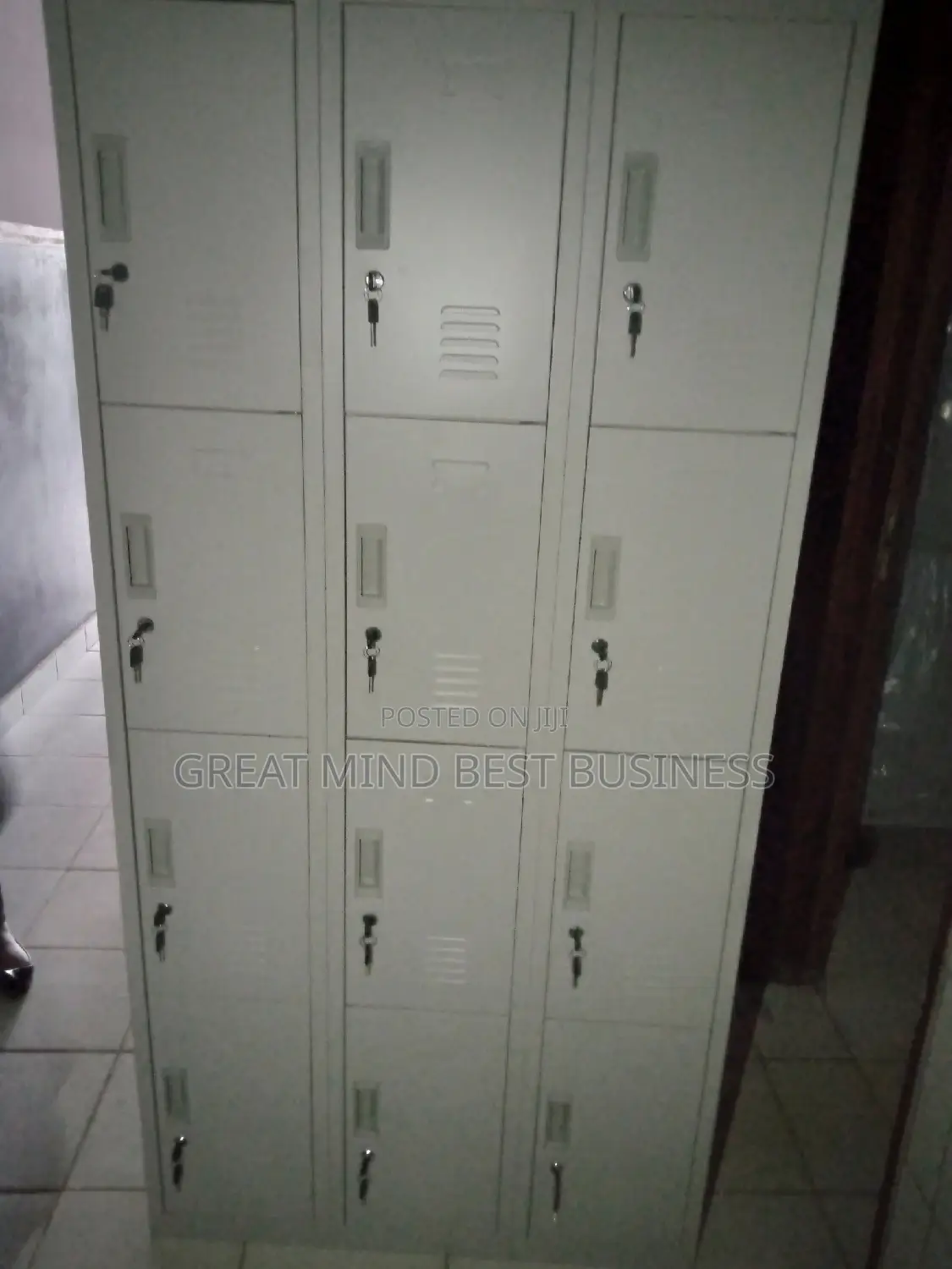 By 12 Metal Workers Lockers