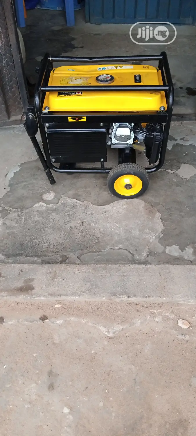 Fairly Used 3KVA ELEPAQ SV7200E2 Generator With Its Receipt