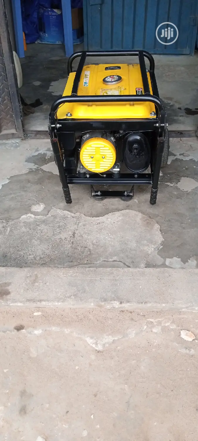 Fairly Used 3KVA ELEPAQ SV7200E2 Generator With Its Receipt
