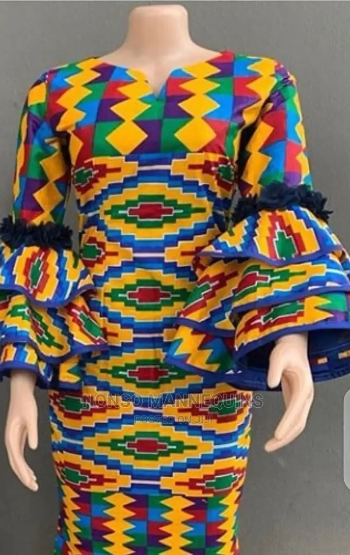 No Head Busty Female Rubber Mannequin