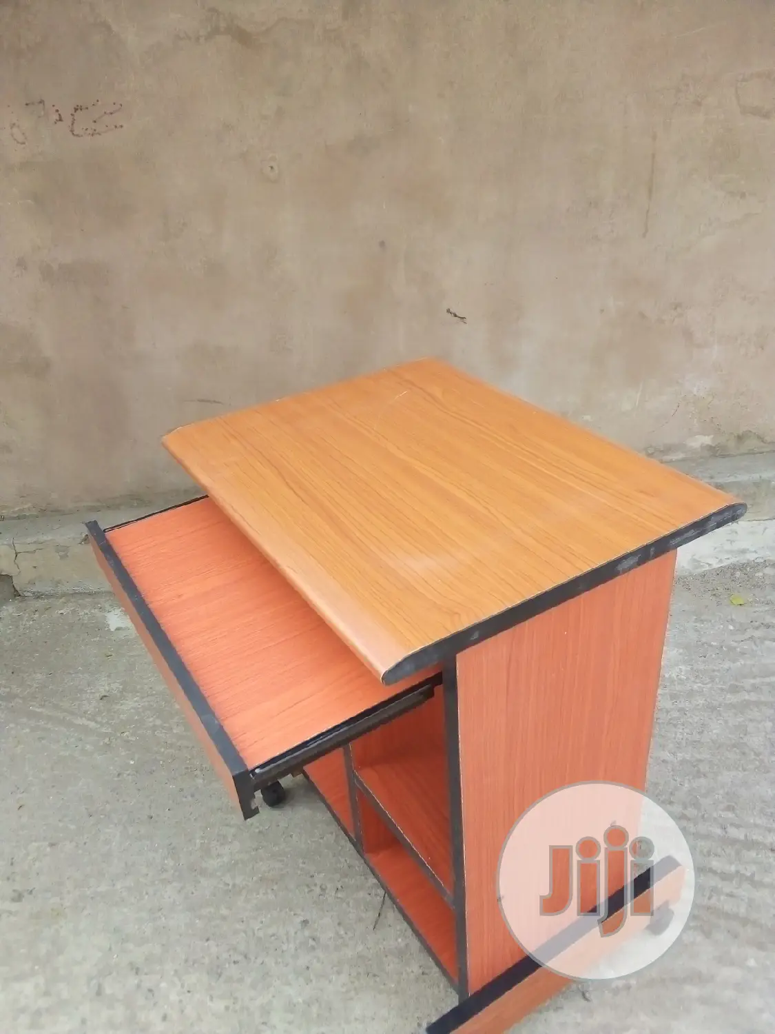 Computer Table