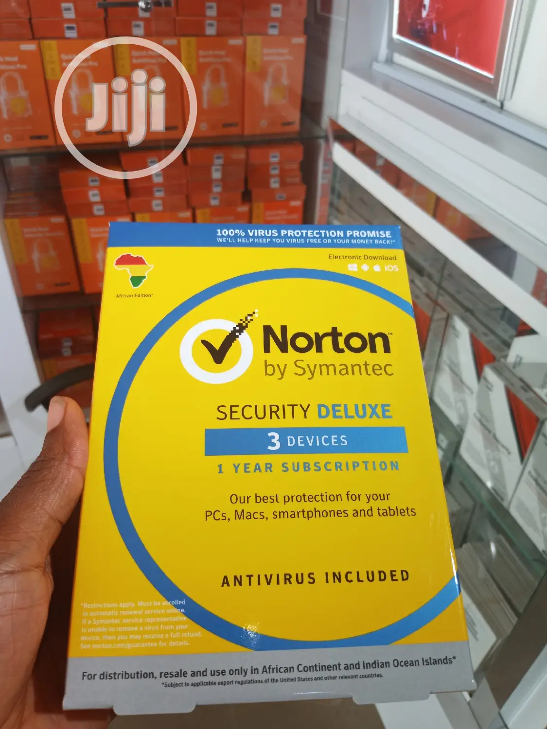 Norton Security Deluxe - 3 Devices