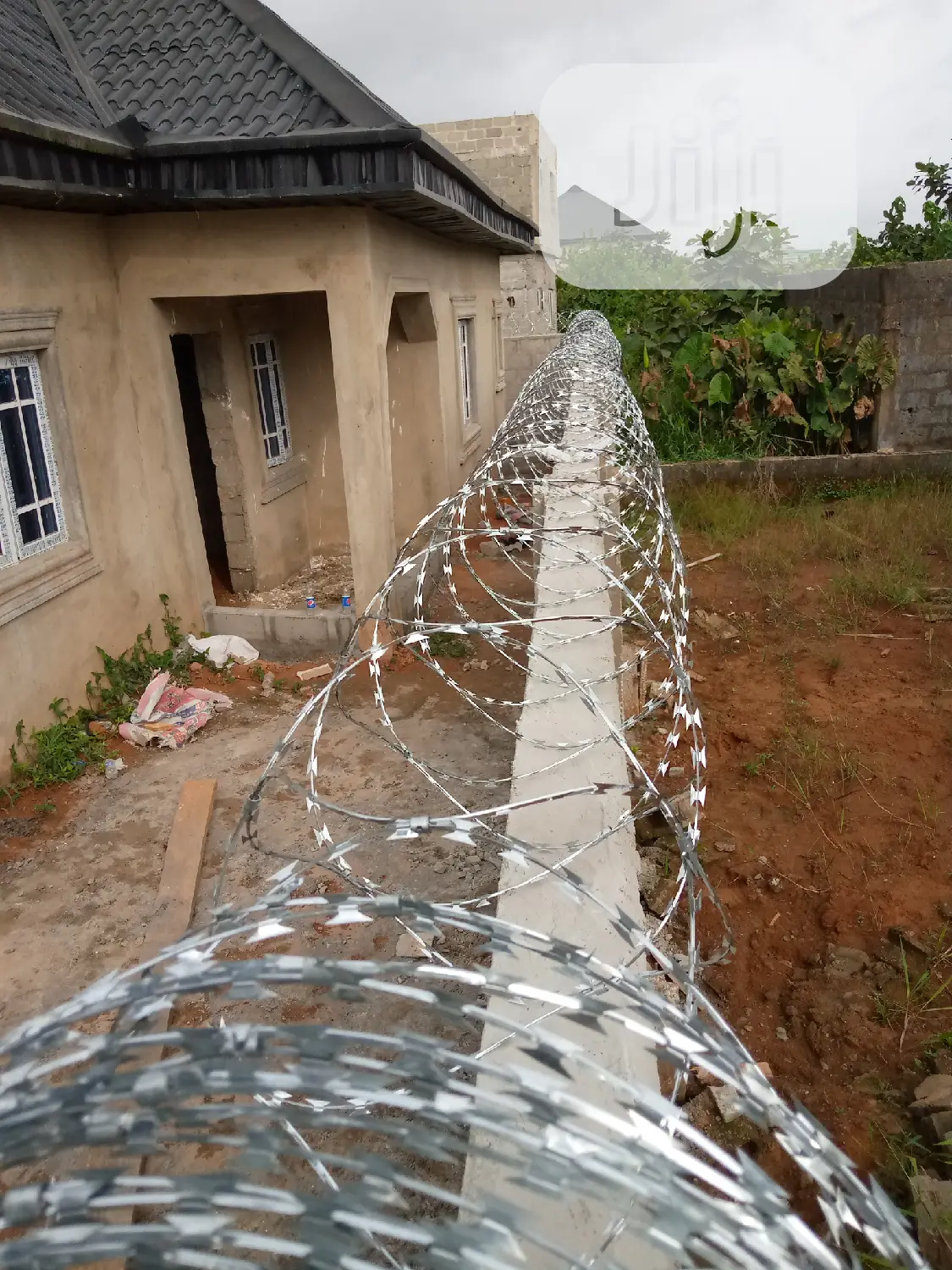 Barb Wire, Electric Fence-wire, Panel Mesh, Chainlink