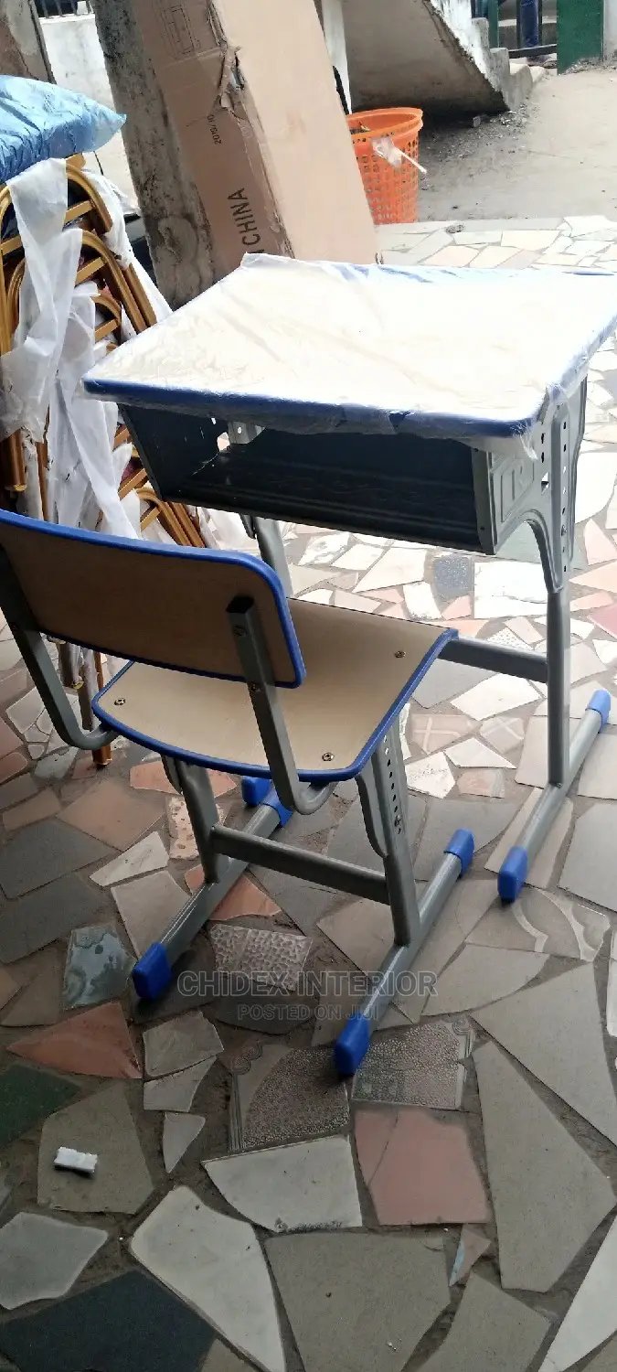 Reading Table