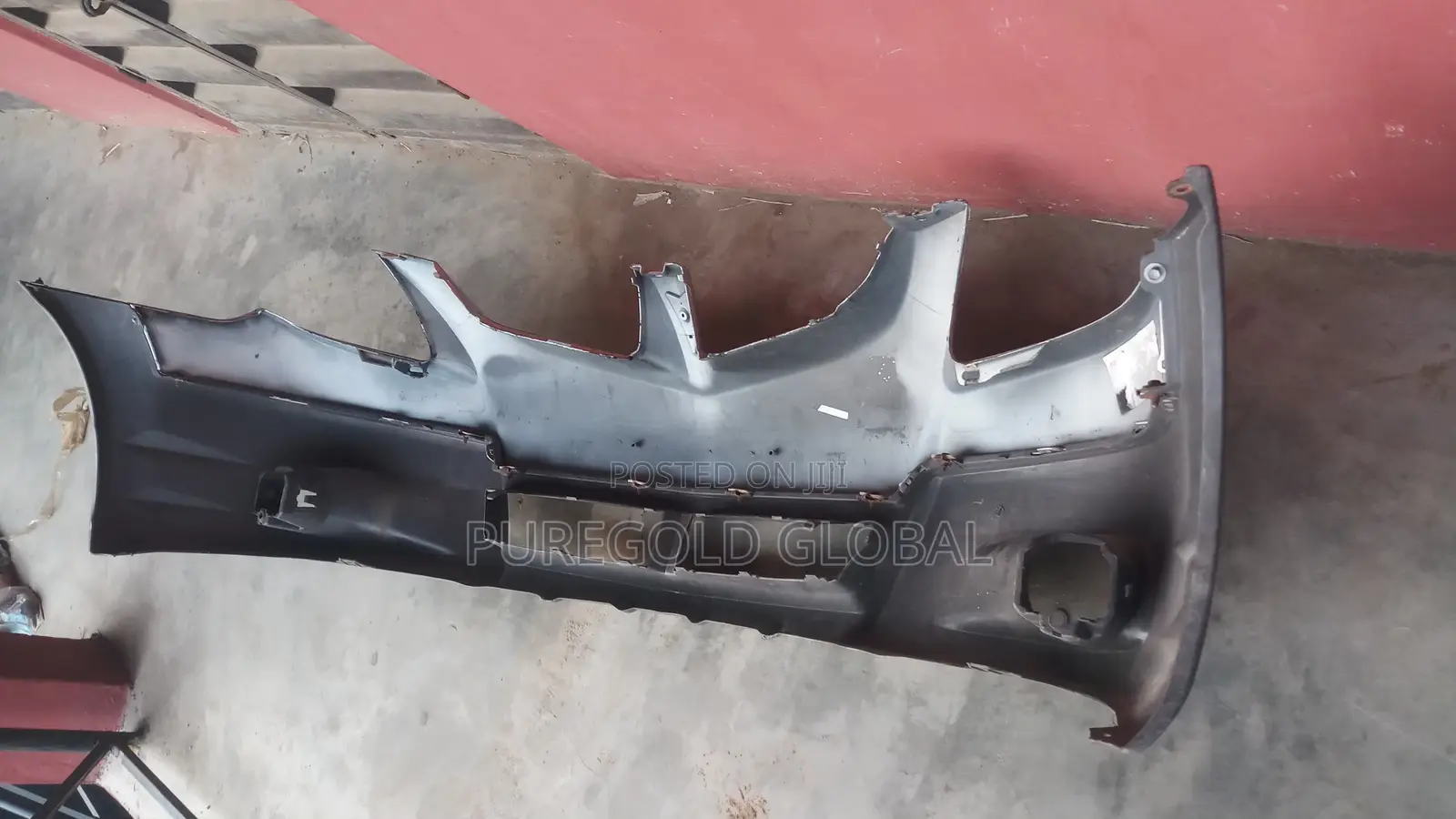 Front Bumper for Pontiac Vibe 2003 Model