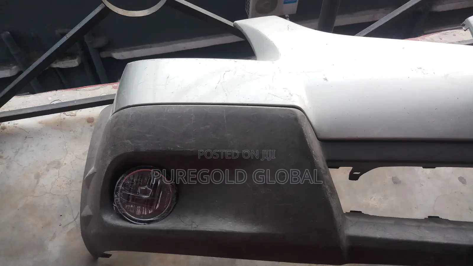 Front Bumper With Fog Lamp for Pontiac Vibe 2004 Model