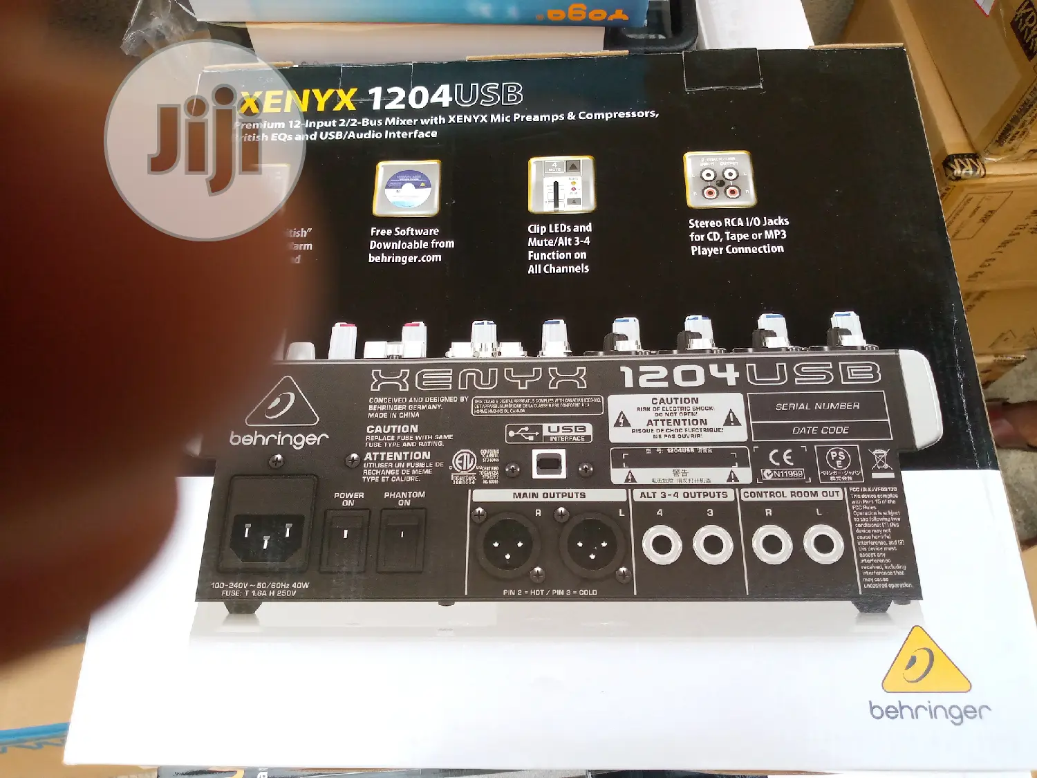 Behringer Xenyx 1204 USB Mixer