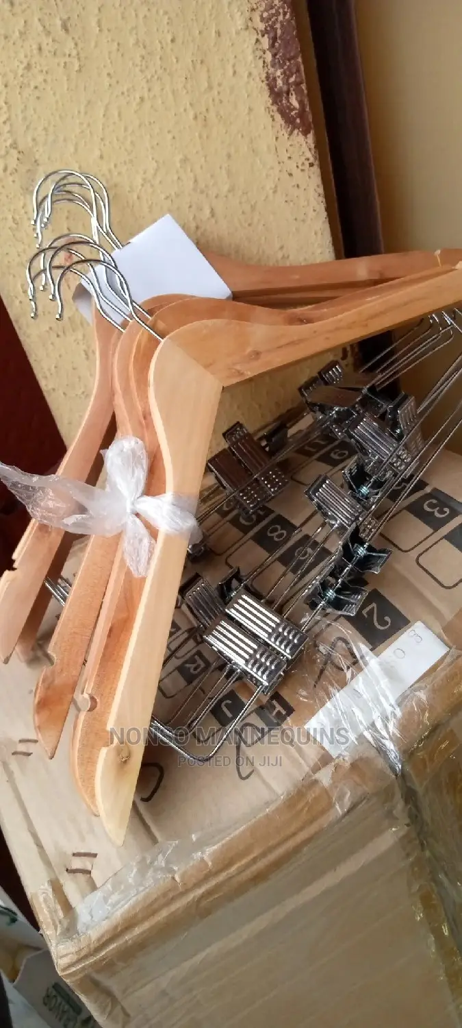 10pieces Wooden Clip Hangers