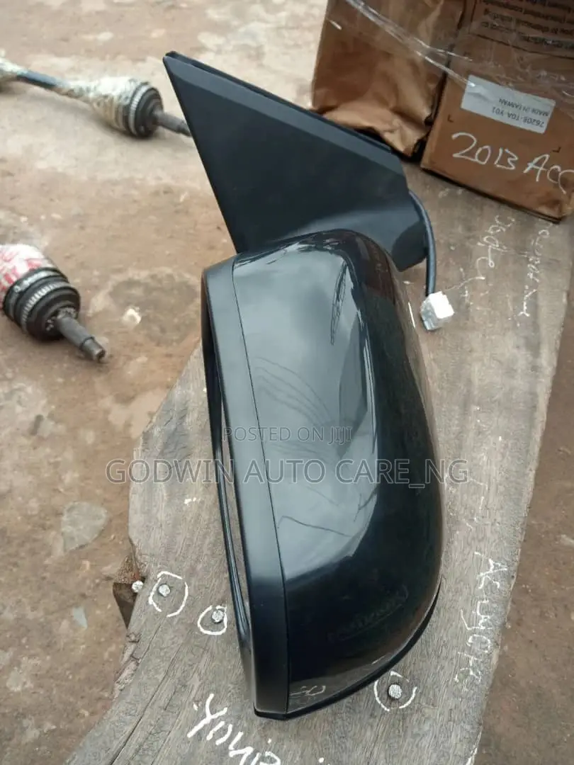 Side Mirror 2012-2016 Honda Crv.[With Trafigator