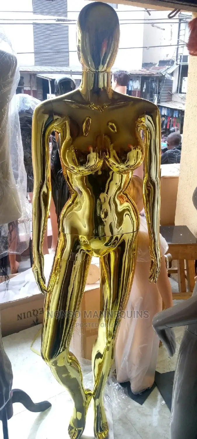 Big Breast Size 12 Female Gold Chrome Mannequin