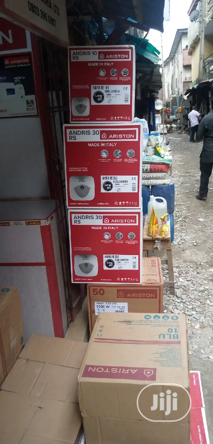 Ariston Water Heater 10ltr