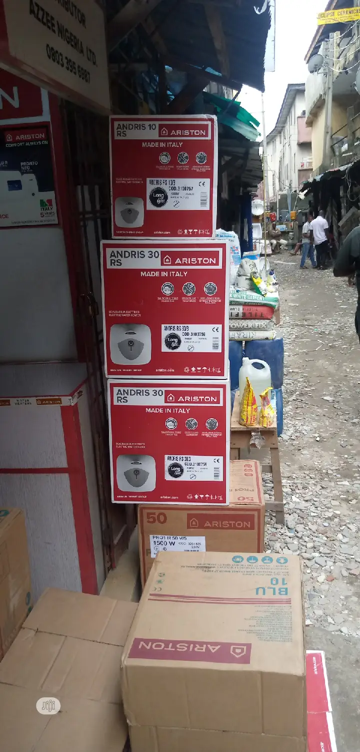 Ariston Water Heater 10ltr
