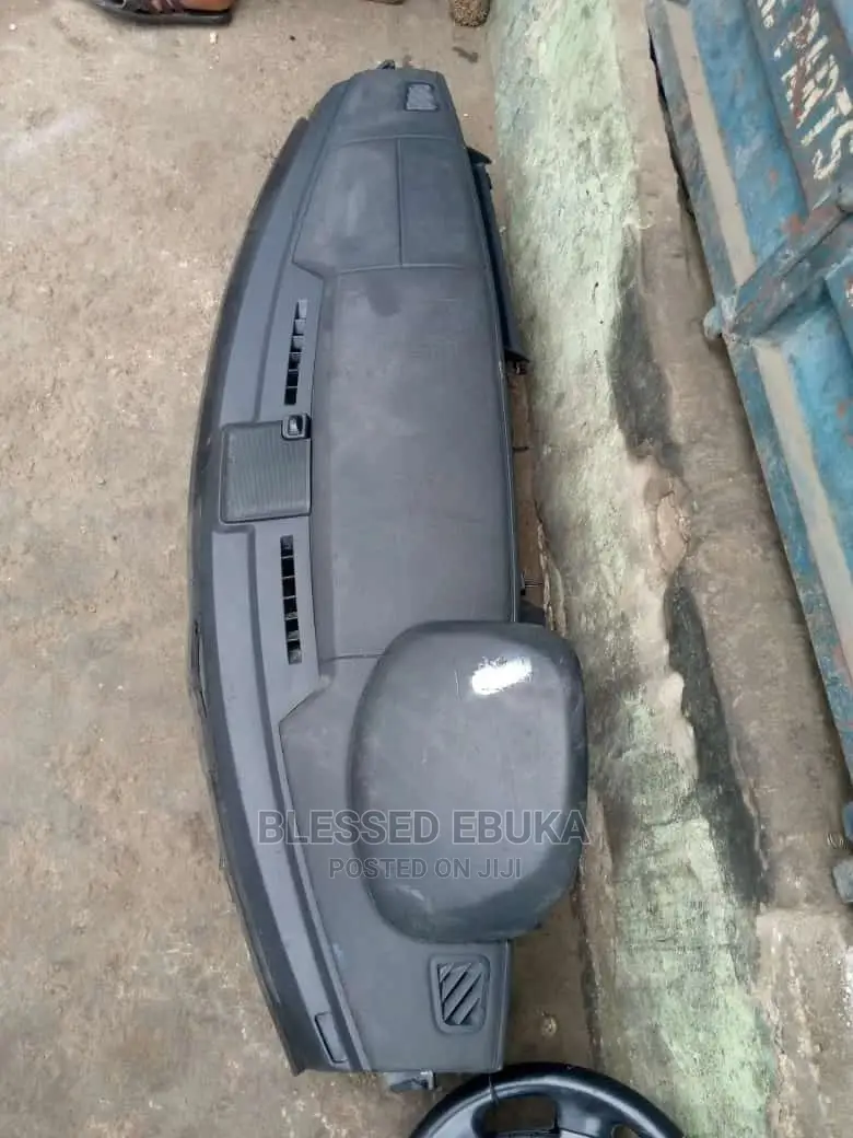 Land Rover LR4 Dashboard