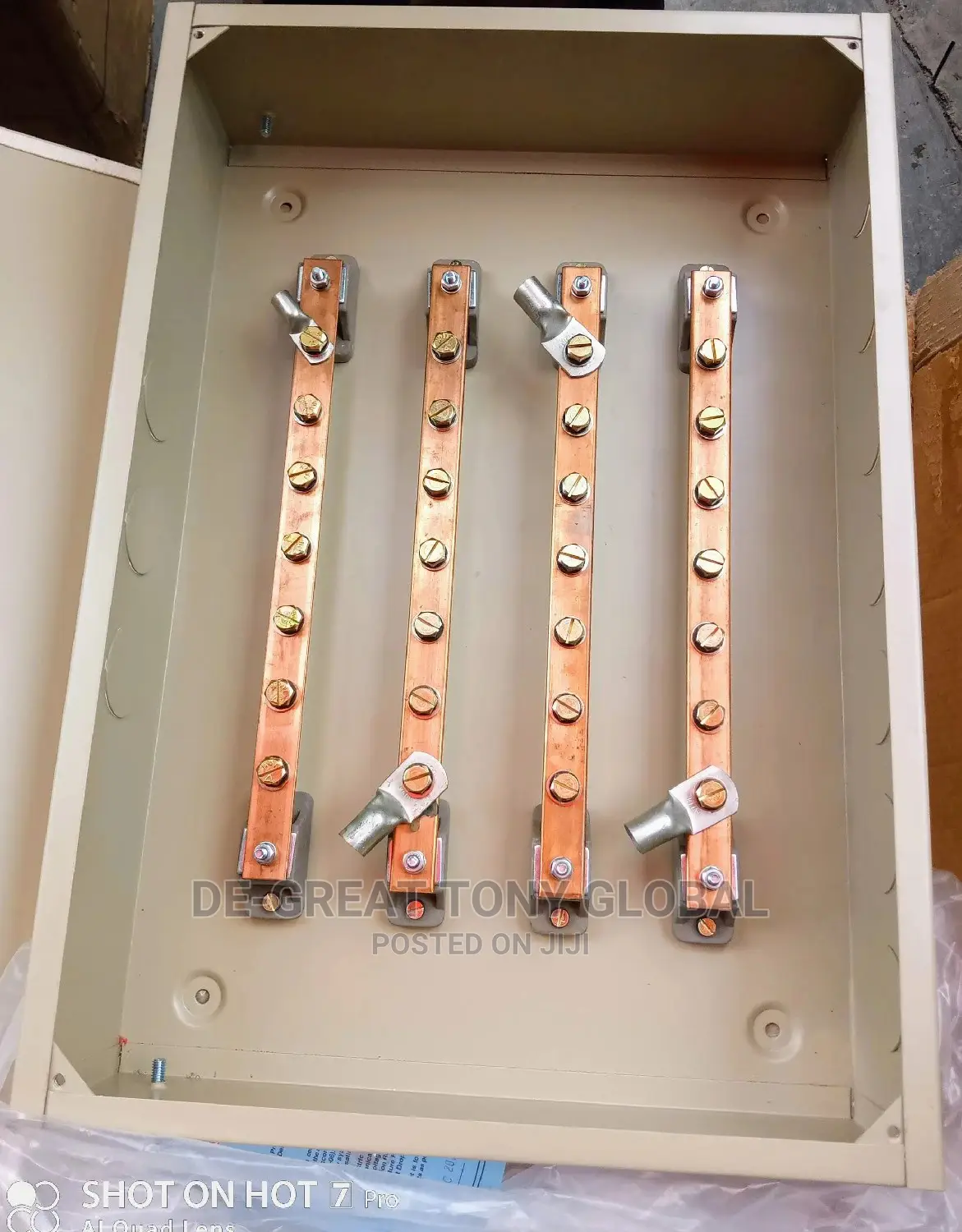 Stanley Busbar 200amps