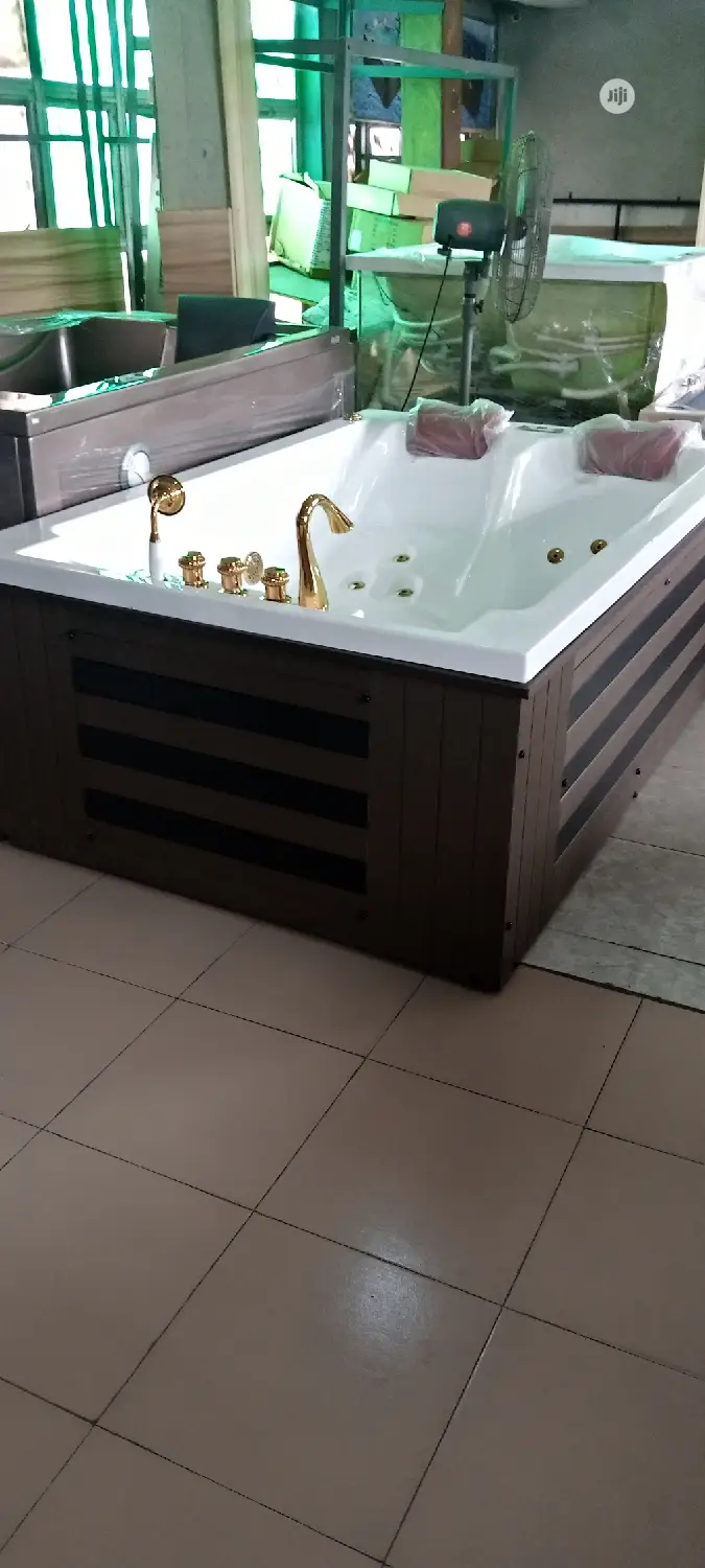 Sauna Jacuzzi Fomica Body