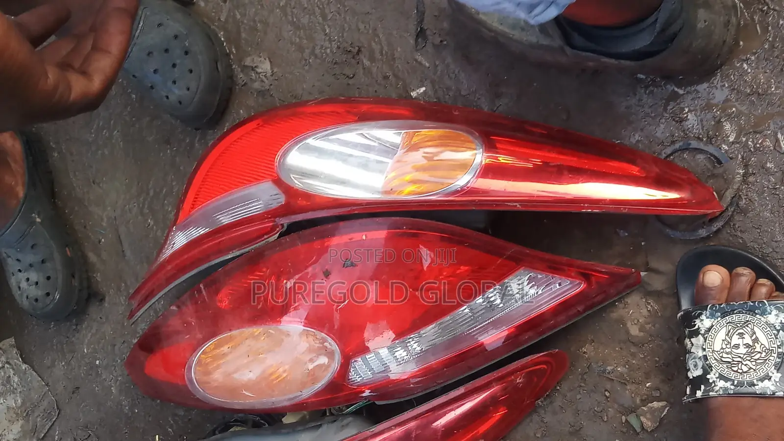 Toyota Solara Rear Light Available