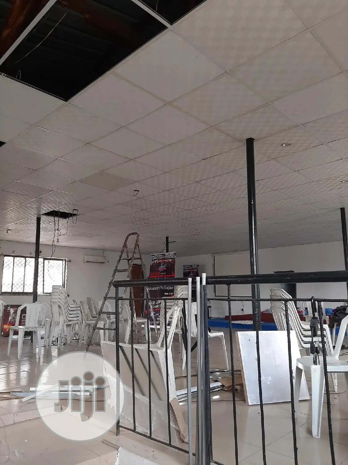 Suspended Ceiling/Pop Ceiling/Screeding/Woodenfloor&Doors