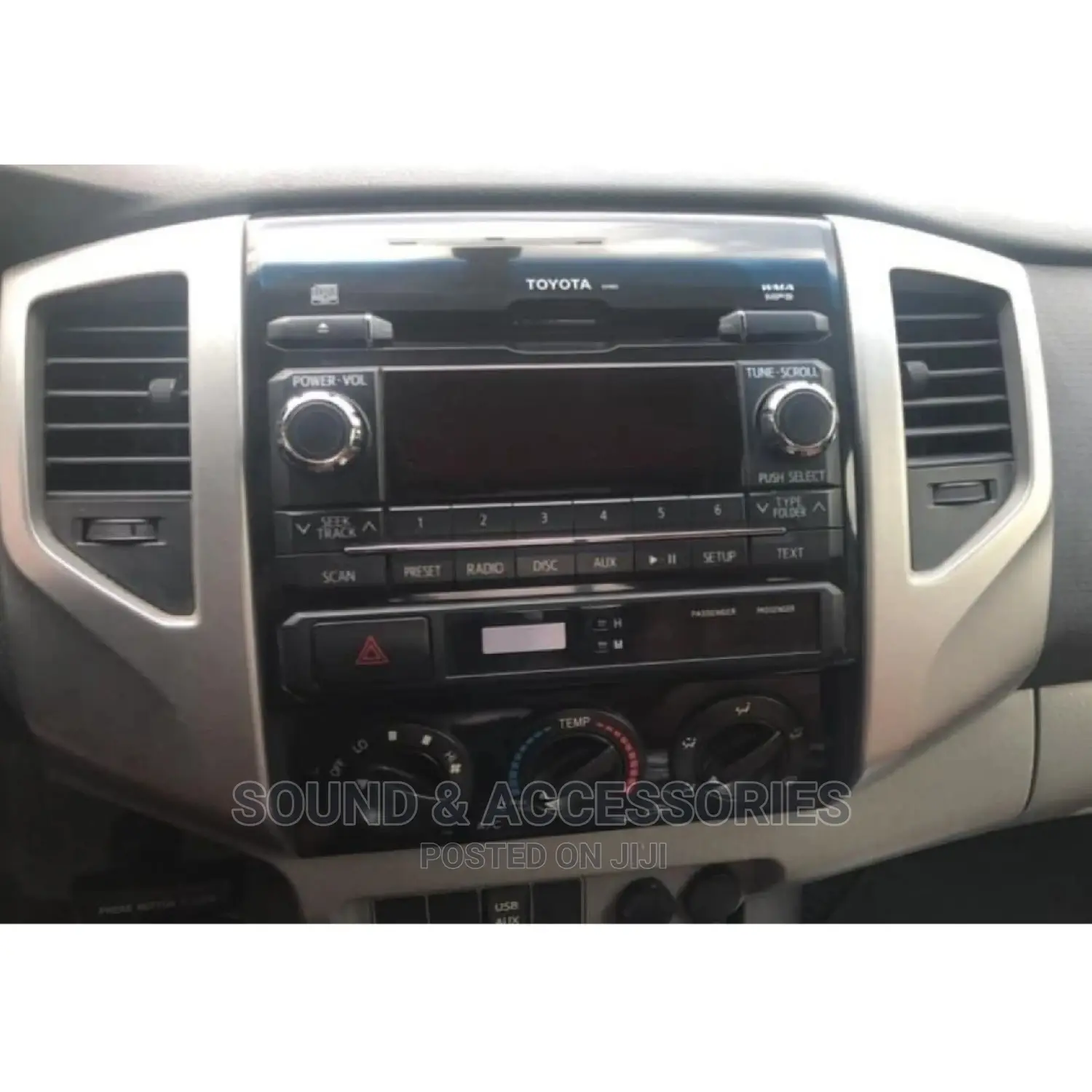Toyota Tacoma 2005 - 2013 Android Multimedia Player(Reverse Camera)