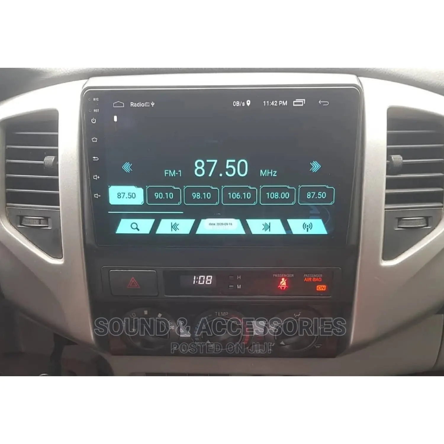 Toyota Tacoma 2005 - 2013 Android Multimedia Player(Reverse Camera)